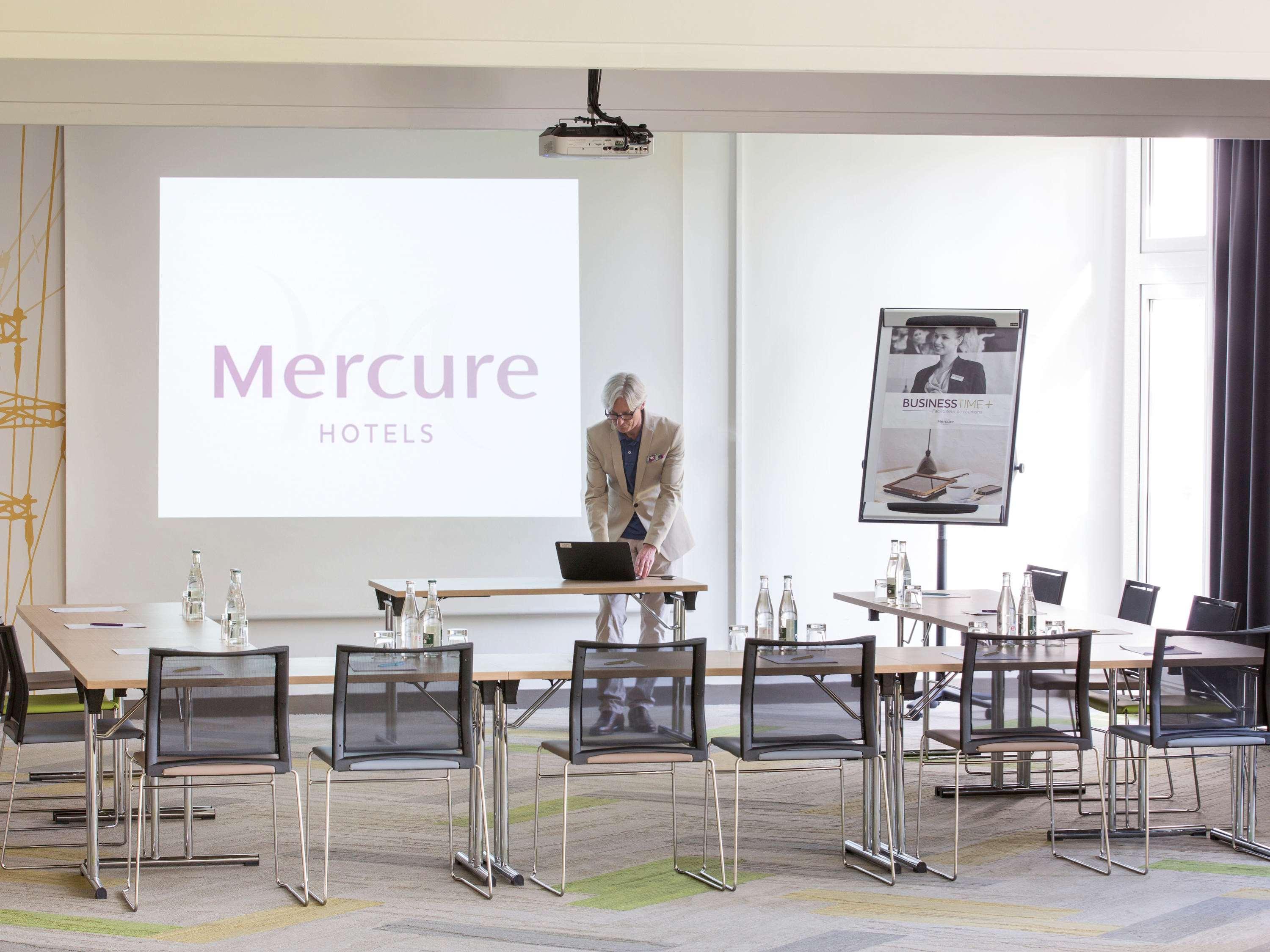 Mercure Paris Sud Les Ulis-Courtaboeuf Exterior photo